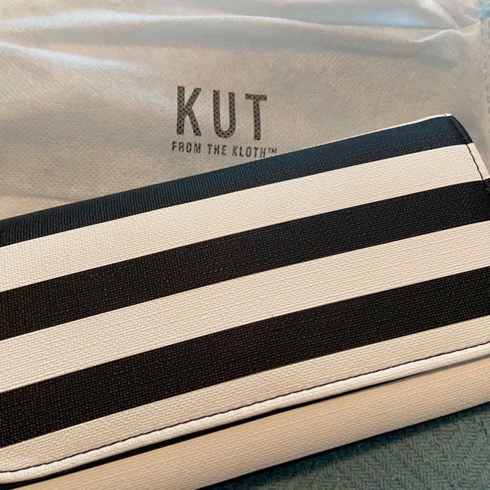 Kut from the Kloth black/white wallet